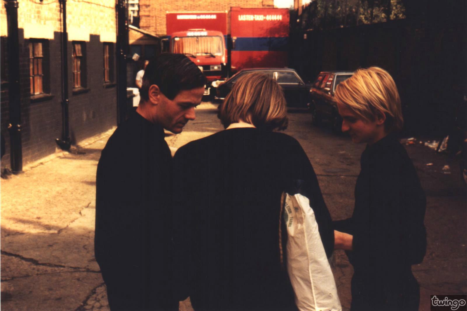 19810703-backstage06.jpg